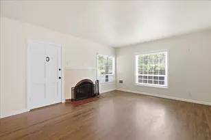 1901 39th St, Sacramento, CA 95816 - Photo 3