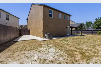 4254 W Berryesa Avenue, Merced, CA 95348 - Photo 9