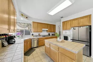 10001 Silver Legend Ct, Sacramento, CA 95829 - Photo 19
