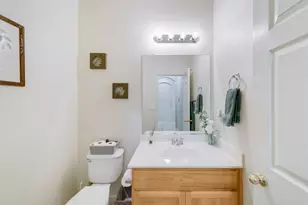 10001 Silver Legend Ct, Sacramento, CA 95829 - Photo 33