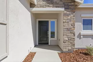 402 Kittyhawk Dr, Colusa, CA 95932 - Photo 3