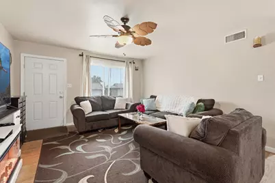 7112 Delhaven Way, North Highlands, CA 95660 - Photo 3