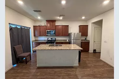 731 Sandstone, Stockton, CA 95206 - Photo 3