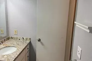 9127 Newhall Dr, Sacramento, CA 95826 - Photo 23