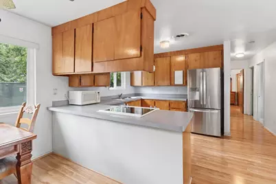 987 Island Avenue, Olivehurst, CA 95961 - Photo 7