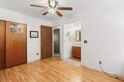 987 Island Avenue, Olivehurst, CA 95961 - Photo 13