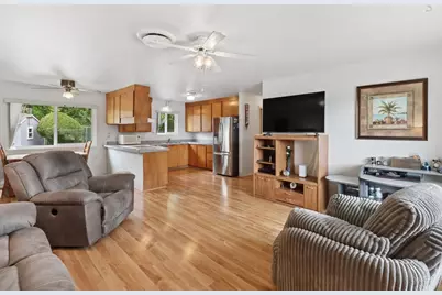 987 Island Avenue, Olivehurst, CA 95961 - Photo 5