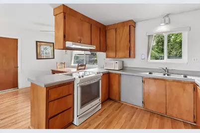 987 Island Avenue, Olivehurst, CA 95961 - Photo 9