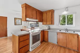 987 Island Ave, Olivehurst, CA 95961 - Photo 9