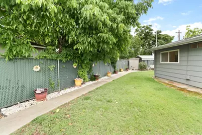 987 Island Avenue, Olivehurst, CA 95961 - Photo 31