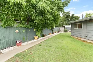 987 Island Ave, Olivehurst, CA 95961 - Photo 31