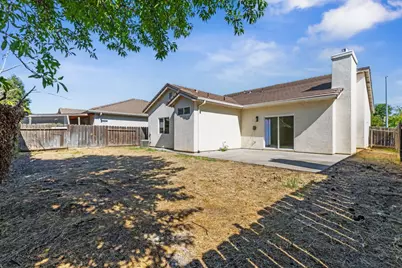 2210 Birchwood Court, Merced, CA 95341 - Photo 33