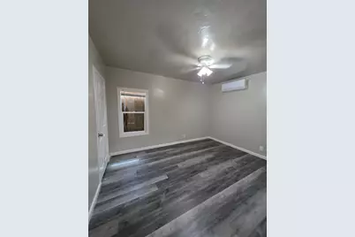 5748 Nina Way, Sacramento, CA 95824 - Photo 17