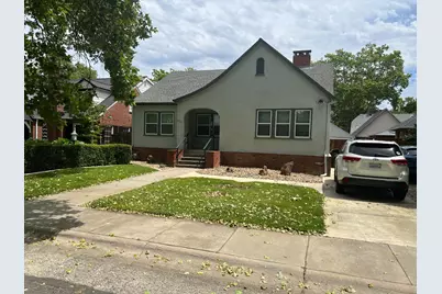 2761 25th Street, Sacramento, CA 95818 - Photo 1