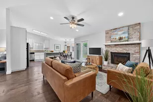 1005 Betsy Ross Dr, Roseville, CA 95747 - Photo 9