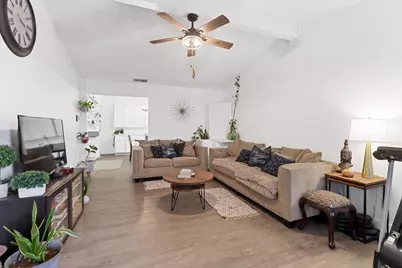 7803 Orchard Woods Circle, Sacramento, CA 95828 - Photo 3