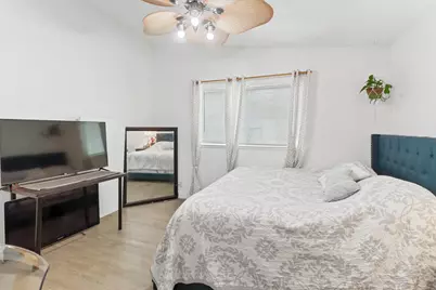 7803 Orchard Woods Circle, Sacramento, CA 95828 - Photo 19