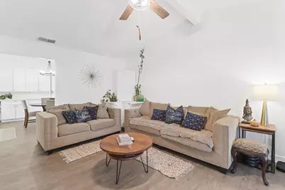 7803 Orchard Woods Circle, Sacramento, CA 95828 - Photo 7