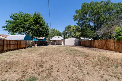 632 W 25th Street, Merced, CA 95340 - Photo 29