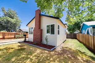 632 W 25th St, Merced, CA 95340 - Photo 23