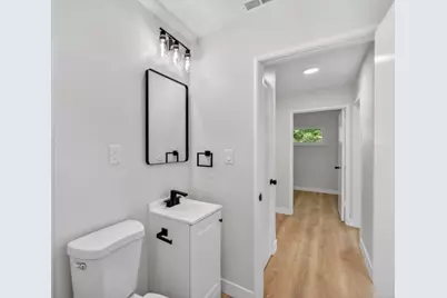 1924 Edwin, Sacramento, CA 95815 - Photo 29