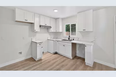1924 Edwin, Sacramento, CA 95815 - Photo 13