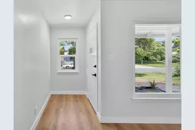 1924 Edwin, Sacramento, CA 95815 - Photo 11