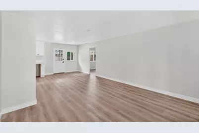 1924 Edwin, Sacramento, CA 95815 - Photo 11