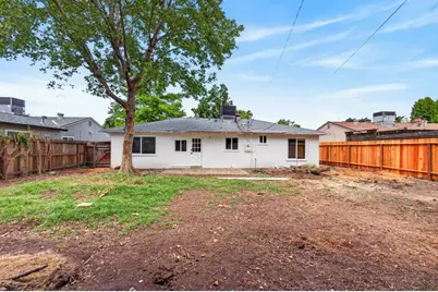 1924 Edwin, Sacramento, CA 95815 - Photo 37