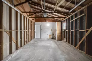 1924 Edwin, Sacramento, CA 95815 - Photo 37