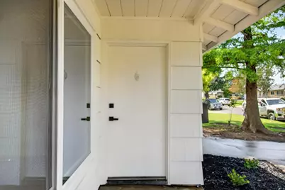 1924 Edwin, Sacramento, CA 95815 - Photo 9
