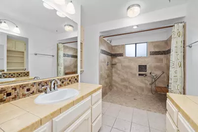 9201 Rock Oak Lane, Fair Oaks, CA 95628 - Photo 19