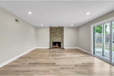 2065 Niantic Way, Sacramento, CA 95822 - Photo 13