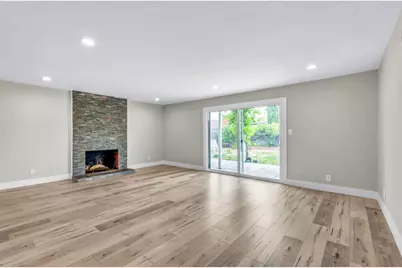2065 Niantic Way, Sacramento, CA 95822 - Photo 15