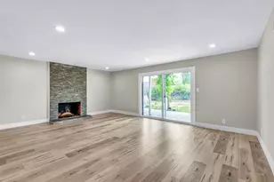 2065 Niantic Way, Sacramento, CA 95822 - Photo 15