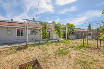 2065 Niantic Way, Sacramento, CA 95822 - Photo 37