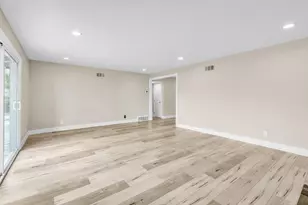 2065 Niantic Way, Sacramento, CA 95822 - Photo 15