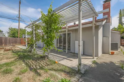 2065 Niantic Way, Sacramento, CA 95822 - Photo 25