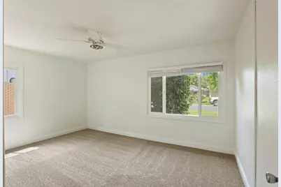 2452 Christina Avenue, Stockton, CA 95204 - Photo 17