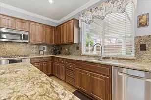 1641 Hummingbird Way, Roseville, CA 95747 - Photo 15