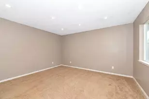 6929 Silverthorne Cir, Sacramento, CA 95842 - Photo 29