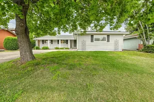6929 Silverthorne Cir, Sacramento, CA 95842 - Photo 3