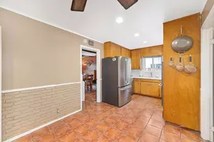 6929 Silverthorne Cir, Sacramento, CA 95842 - Photo 11