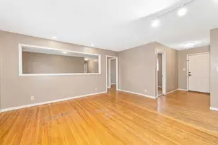 6929 Silverthorne Cir, Sacramento, CA 95842 - Photo 5