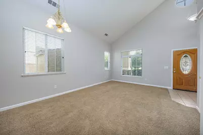 10528 Almanor Circle, Stockton, CA 95219 - Photo 7