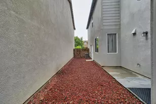 1989 Linden Rd, West Sacramento, CA 95691 - Photo 37