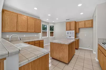 1217 Pecos Way, Plumas Lake, CA 95961 - Photo 15