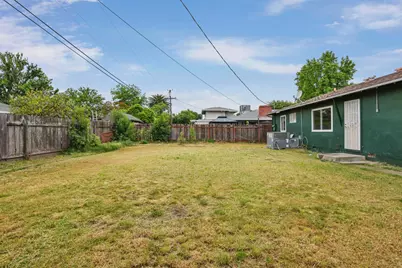 304 E Longview Avenue, Stockton, CA 95207 - Photo 31