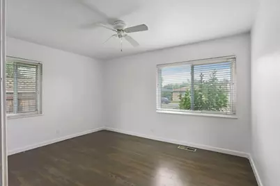 304 E Longview Avenue, Stockton, CA 95207 - Photo 27
