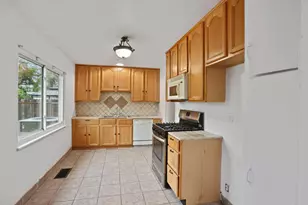 304 E Longview Ave, Stockton, CA 95207 - Photo 17